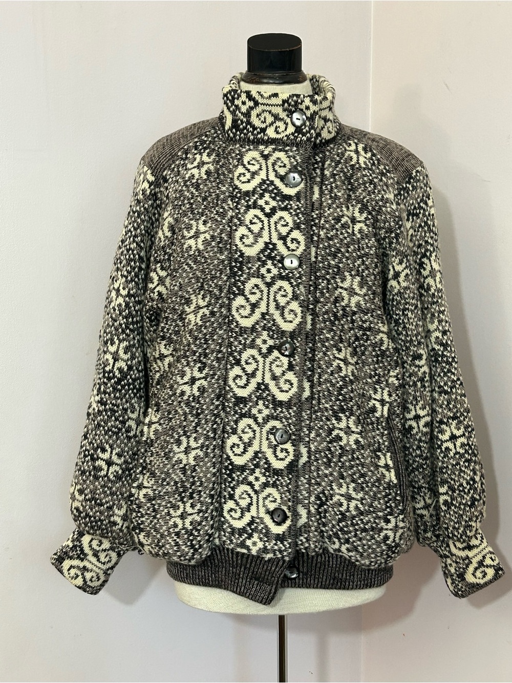 Vintage Tundra Wool Cardigan Jacket Sweater M